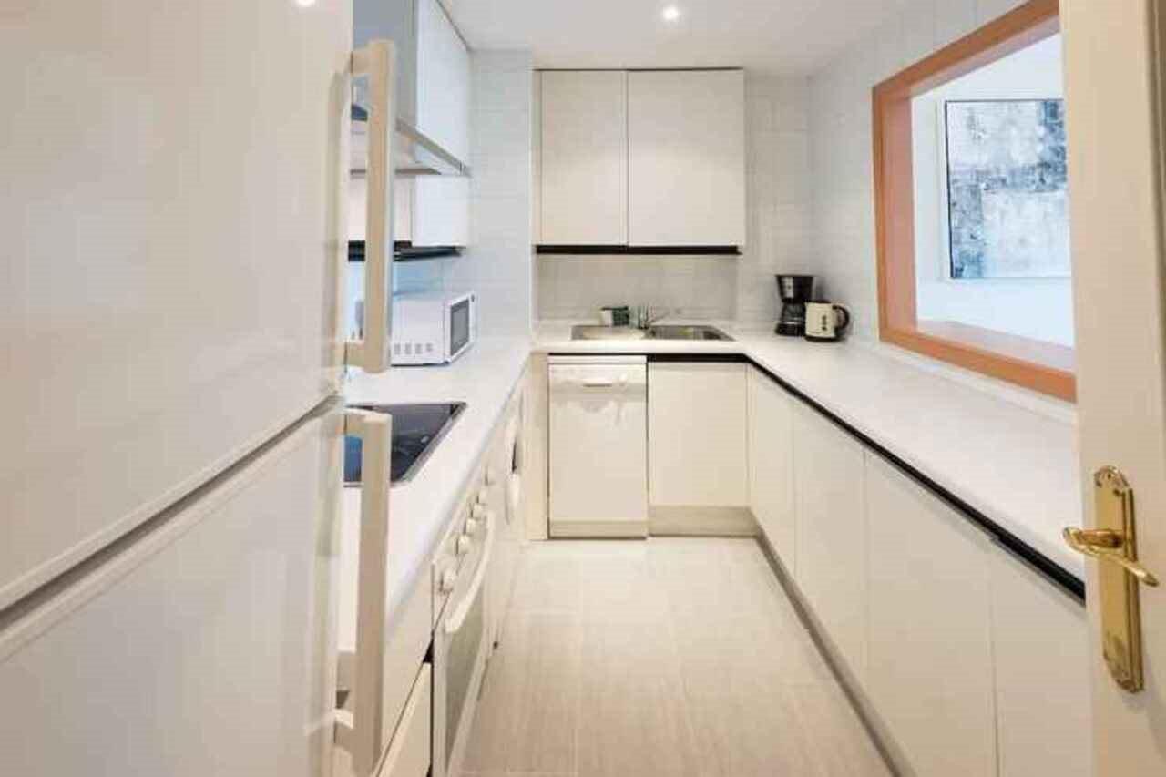 Marina De Banus Apartment ماربيا المظهر الخارجي الصورة